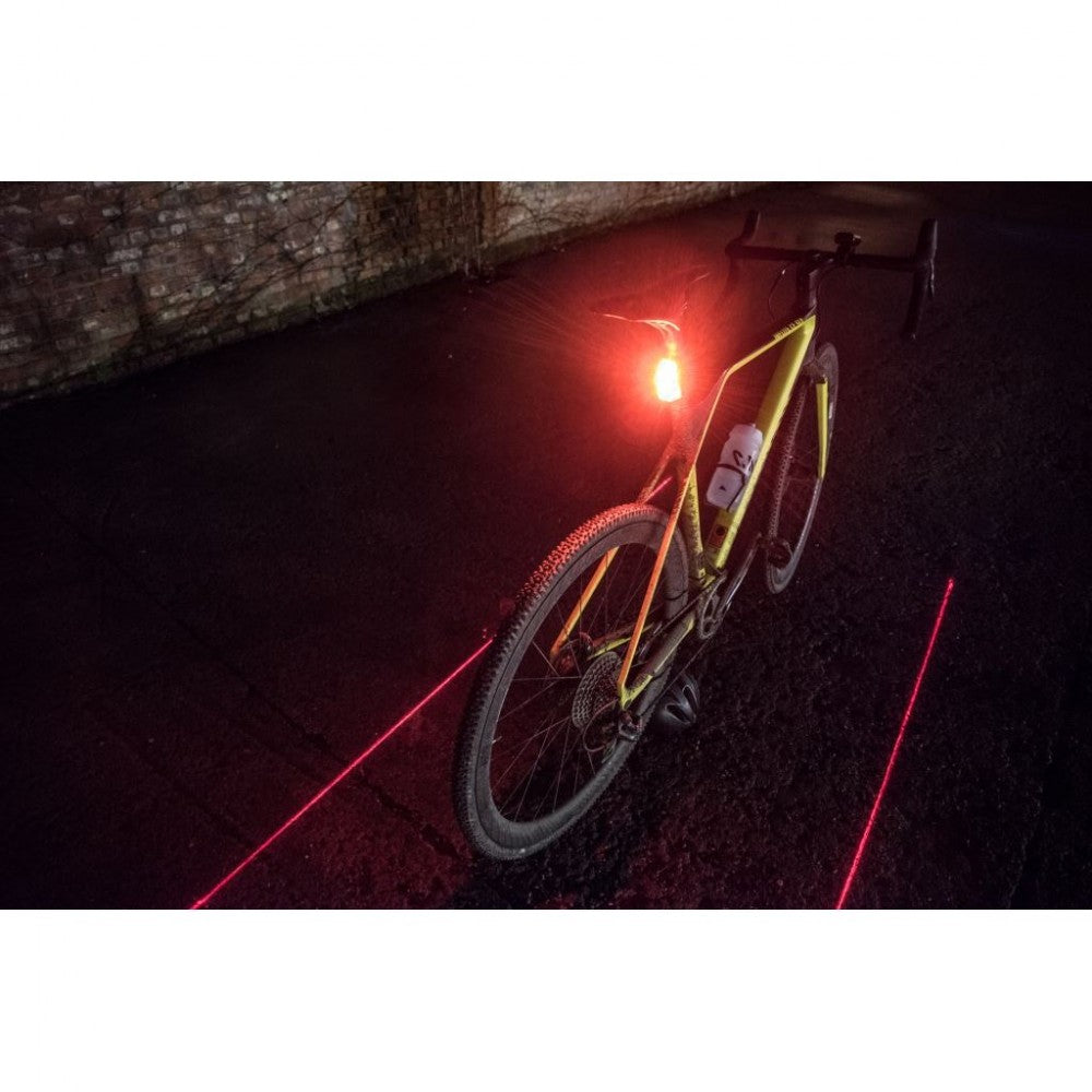 LUZ LEZYNE TRASERA LASER DRIVE BLACK
