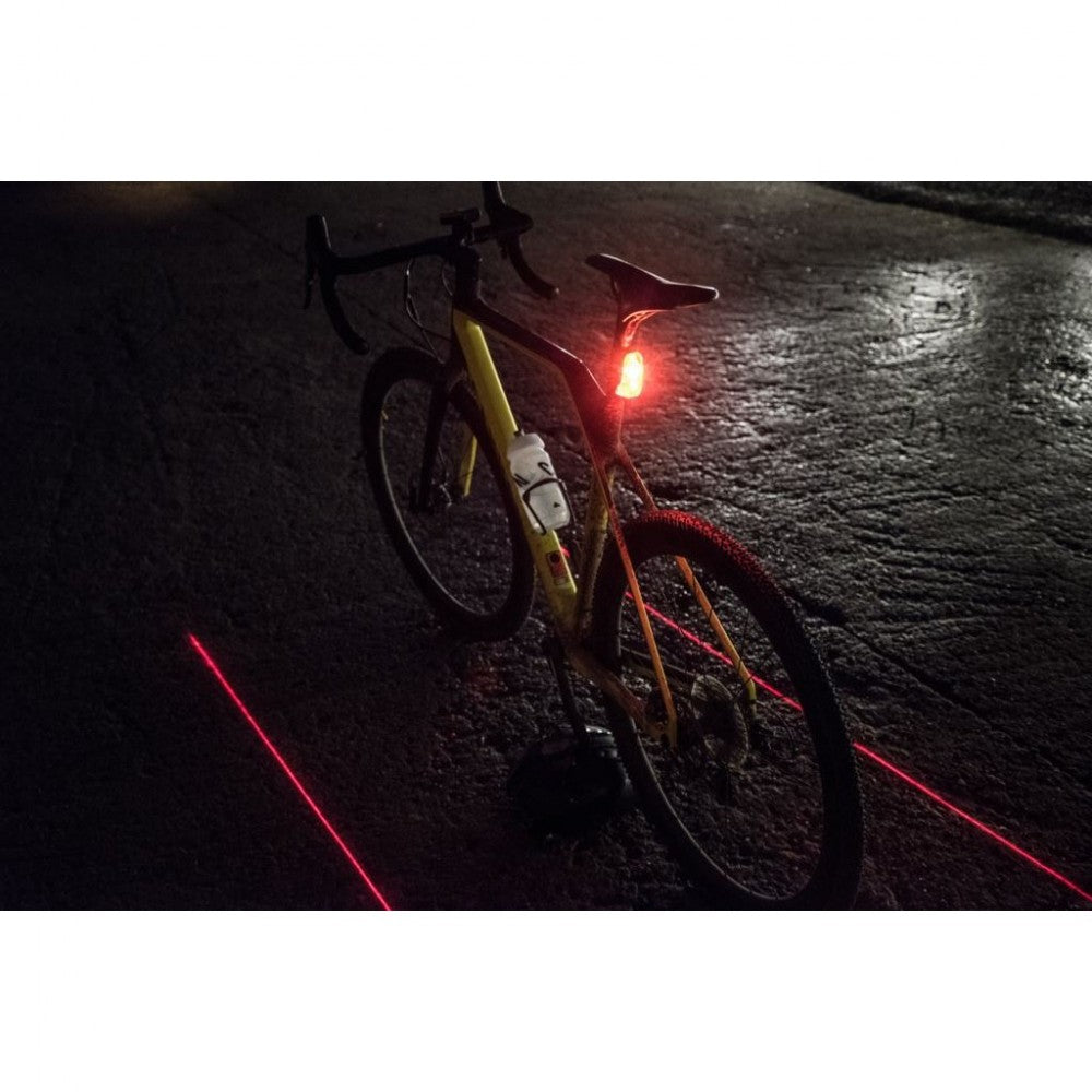 LUZ LEZYNE TRASERA LASER DRIVE BLACK